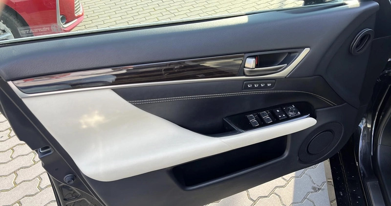 Lexus GS cena 118900 przebieg: 159380, rok produkcji 2017 z Strzelce Krajeńskie małe 191